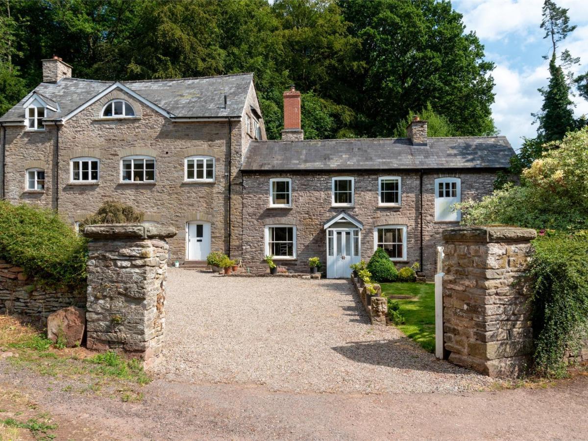 Villa 4 Bed In Hay-On-Wye Town Bn116 Esterno foto